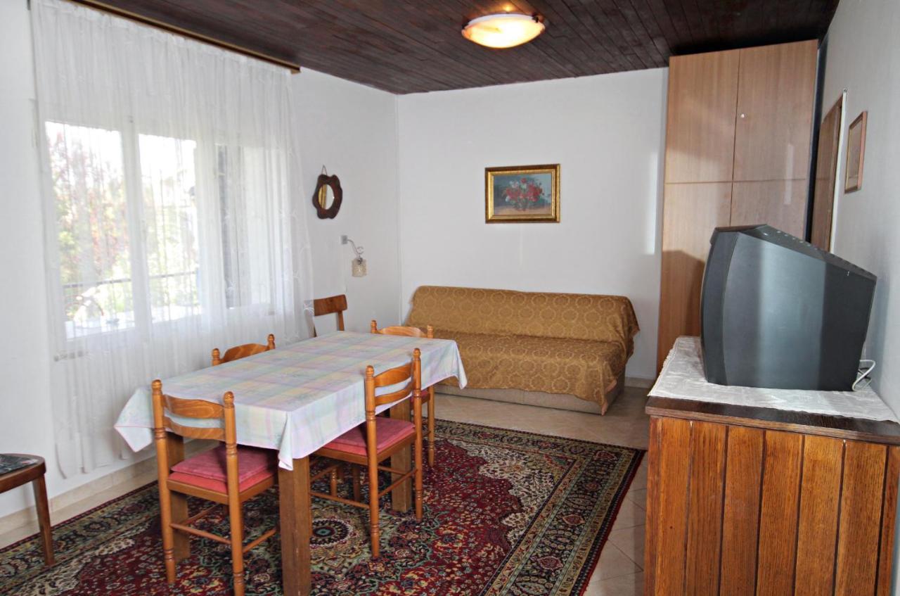 Apartment Krk 5318A クルク エクステリア 写真